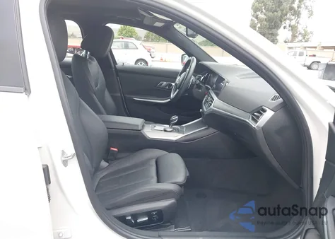 2019 BMW 330I z USA, uszkodzony, nr VIN WBA5R1C5XKAK09684